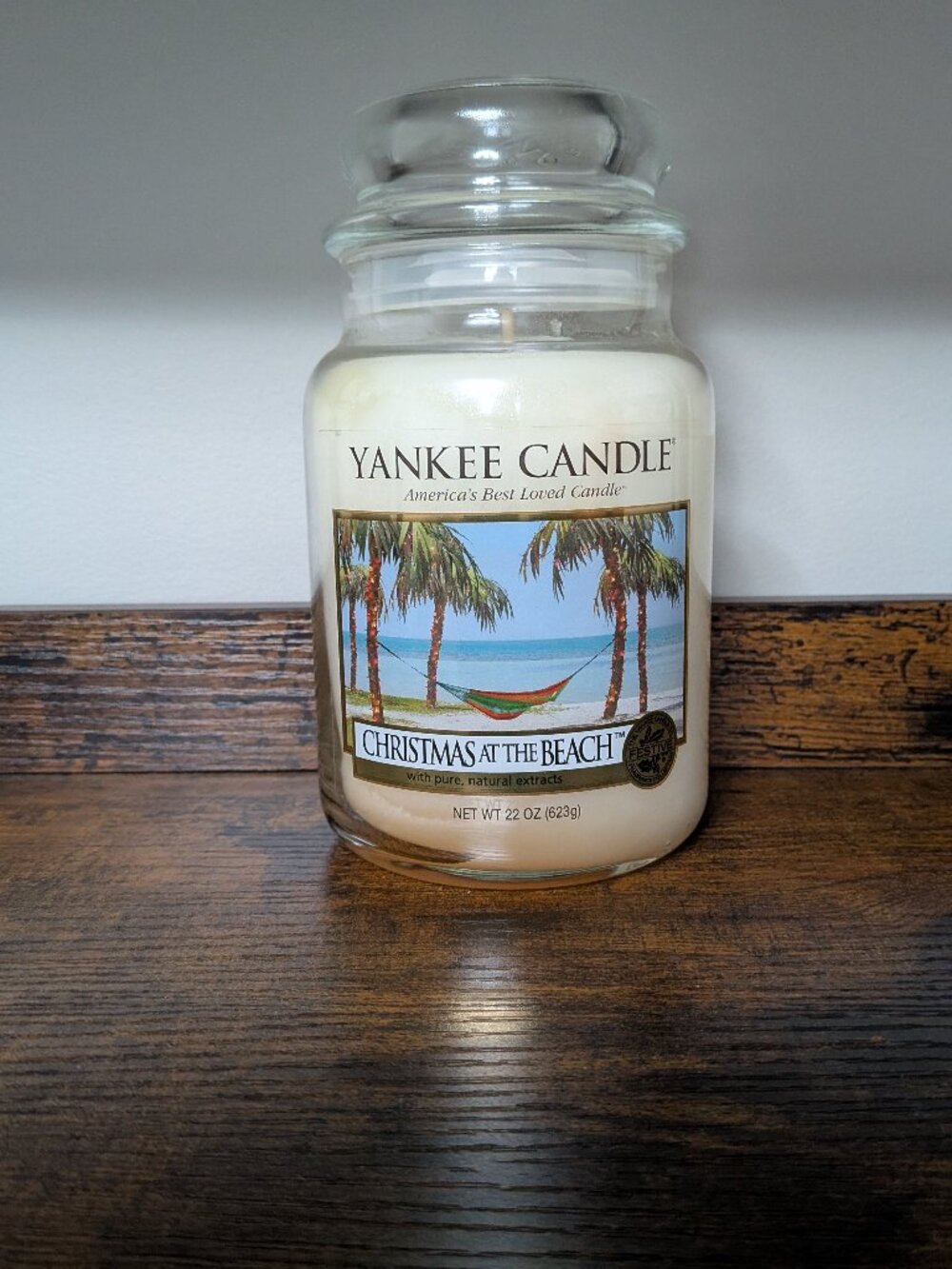 yankee candle Christmas at the beach large 22oz jar coconut scent creme wax